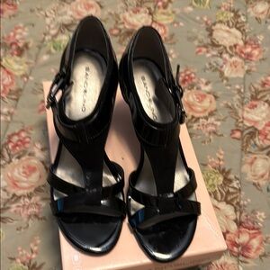 Bandolino Black Heels with Strappy Design